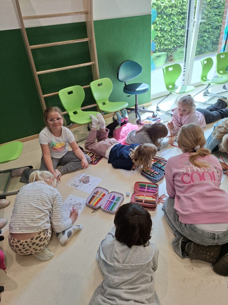 Rückblick: Zu Besuch im Kindergarten St. Bonifatius Benstrup Rückblick: Zu Besuch im Kindergarten St. Bonifatius Benstrup